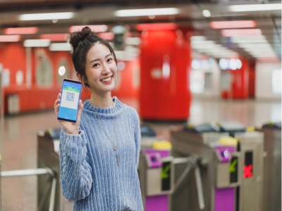 人臉識(shí)別道閘,人臉識(shí)別閘機(jī),門(mén)禁通道閘機(jī)設(shè)備生產(chǎn)廠家-路可路美人臉識(shí)別道閘,人臉識(shí)別閘機(jī),門(mén)禁通道閘機(jī)設(shè)備生產(chǎn)廠家-路可路美又一演唱會(huì)取消，路可路美健康碼測(cè)溫型人臉識(shí)別道閘現(xiàn)身多個(gè)大型活動(dòng)現(xiàn)場(chǎng) 哪家好？?jī)r(jià)格怎么樣？代理招商，生產(chǎn)廠家，價(jià)格，哪家好，多少錢(qián)，品牌，報(bào)價(jià)，廠家，哪個(gè)公司好 