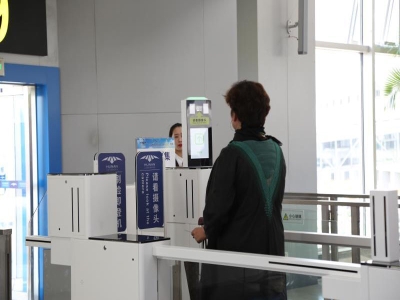 健康碼閘機(jī),健康碼測(cè)溫閘機(jī),人臉測(cè)溫閘機(jī)-路可路美健康碼閘機(jī),健康碼測(cè)溫閘機(jī),人臉測(cè)溫閘機(jī)-路可路美人臉測(cè)溫閘機(jī)實(shí)現(xiàn)全國(guó)健康碼一碼通行,核酸檢測(cè)報(bào)告自動(dòng)查詢 哪家好？?jī)r(jià)格怎么樣？代理招商，生產(chǎn)廠家，價(jià)格，哪家好，多少錢，品牌，報(bào)價(jià)，廠家，哪個(gè)公司好 