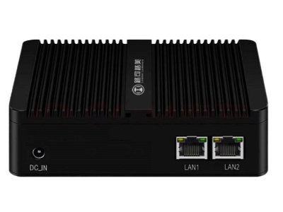 <p>&nbsp;&nbsp;&nbsp;&nbsp;&nbsp; 戶外或半戶外測(cè)溫輔助專用；矯正戶外/半戶外場(chǎng)景高溫/低溫誤報(bào)。避免溫差較大天氣時(shí)戶外或半戶外測(cè)溫偏差較大，高熱天氣所測(cè)體溫誤報(bào)為高溫，低溫天氣所測(cè)體溫嚴(yán)重低于正常值的問(wèn)題。準(zhǔn)確率提升幅度63.5% ~ 95.8%。</p><p style="text-align: center;"><img src="/upload/editor/image/2022/09/03/6379784325743769369829830.png" title="1662217653605.png" alt="1662217653605.png"/></p><p>AI 動(dòng)態(tài)測(cè)溫矯正中控終端，是路可路美針對(duì)戶外或半戶外測(cè)溫設(shè)備在高溫天氣經(jīng)常出現(xiàn)高溫誤報(bào)或無(wú)法真正檢測(cè)發(fā)熱人員而開(kāi)發(fā)的對(duì)溫度進(jìn)行感知及動(dòng)態(tài)誤差矯正的系統(tǒng)級(jí)輔助測(cè)溫產(chǎn)品，系統(tǒng)通過(guò)對(duì)測(cè)溫傳感器探測(cè)眾多的測(cè)溫?cái)?shù)值（溫度值、相對(duì)位置矢量、五官區(qū)域、環(huán)境溫度等）并綜合其他多種維度指標(biāo)，采用AI人工智能計(jì)算技術(shù)，對(duì)探測(cè)的體溫進(jìn)行誤差矯正，使在戶外或半戶外環(huán)境下所測(cè)量體溫更接近于真實(shí)值；經(jīng)實(shí)驗(yàn)表明，AI動(dòng)態(tài)測(cè)溫矯正對(duì)于戶外或半戶外測(cè)溫場(chǎng)景，測(cè)溫準(zhǔn)確性可提高63.5%~95.8%（路可路美實(shí)驗(yàn)室數(shù)據(jù)）。</p><p style="text-align: center;"><img src="/upload/editor/image/2022/09/03/6379784334023821793068480.png" title="1662217733390.png" alt="1662217733390.png"/></p><p style="text-align: center;"><img src="/upload/editor/image/2022/09/03/6379784340061403356923578.png" title="1662217795968.png" alt="1662217795968.png"/></p>